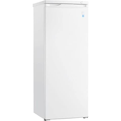 AVANTI VF58B0W 5.8 cu. ft. Vertical Freezer