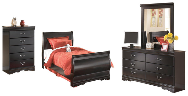 ASHLEY FURNITURE PKG002550 Full Sleigh Bed With Mirrored Dresser and Chest