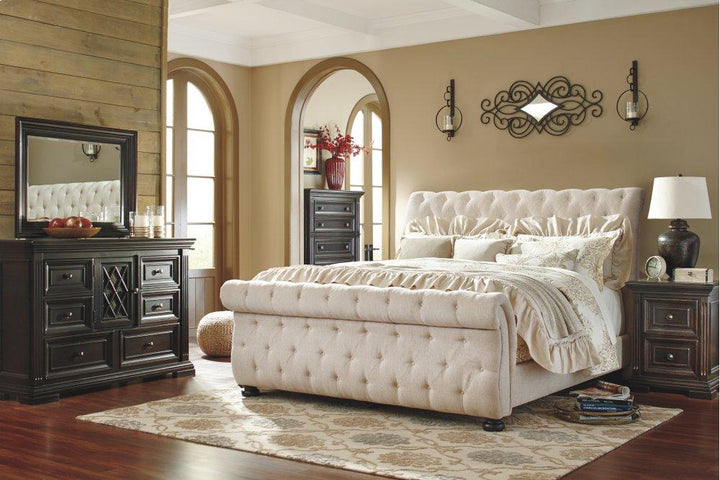 ASHLEY FURNITURE B643B3 Willenburg Queen Upholstered Sleigh Bed