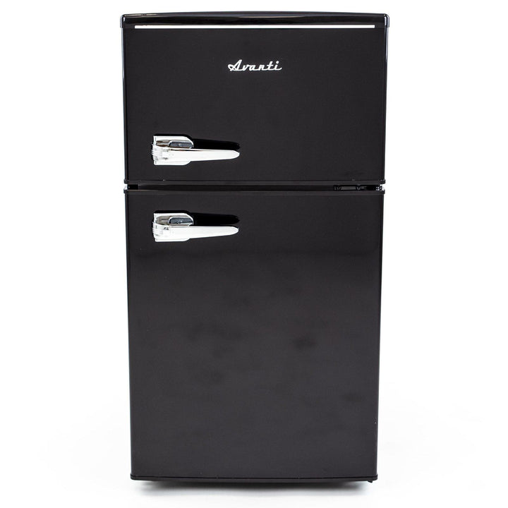 AVANTI RMRT30X5RIS 3.0 cu. ft. Retro Compact Refrigerator