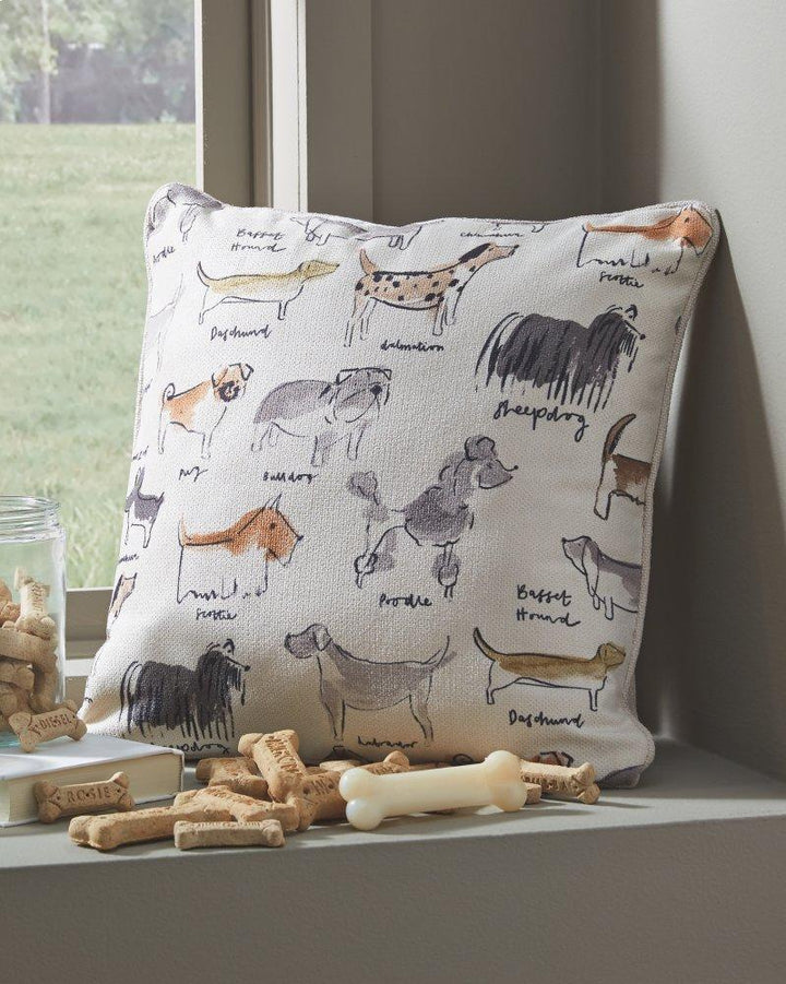 ASHLEY FURNITURE A1000889 Mckile Pillow set of 4