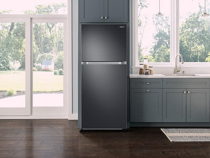 SAMSUNG RT18M6213SG 18 cu. ft. Top Freezer Refrigerator with FlexZone TM in Black Stainless Steel