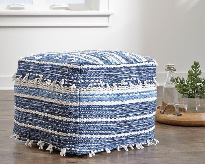 ASHLEY FURNITURE A1000324 Anthony Pouf