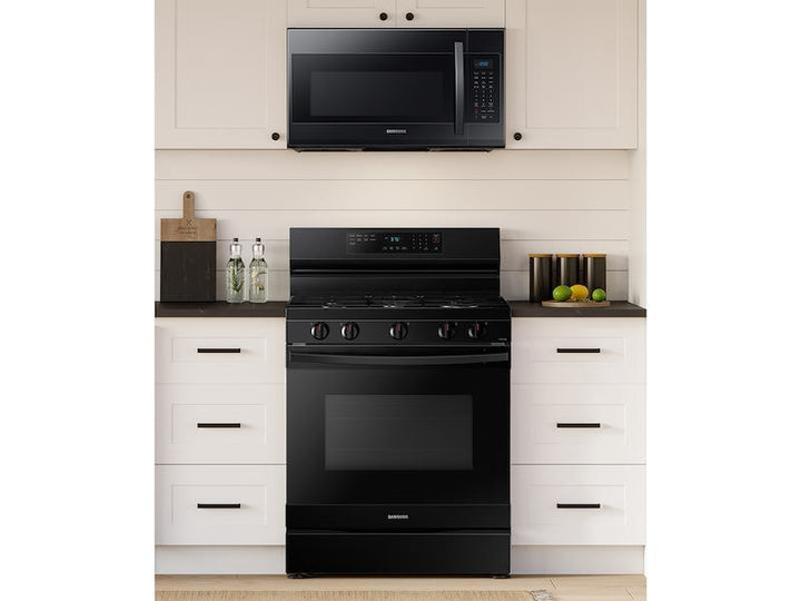 SAMSUNG NX60A6111SB 6.0 cu. ft. Smart Freestanding Gas Range with Integrated Griddle in Black