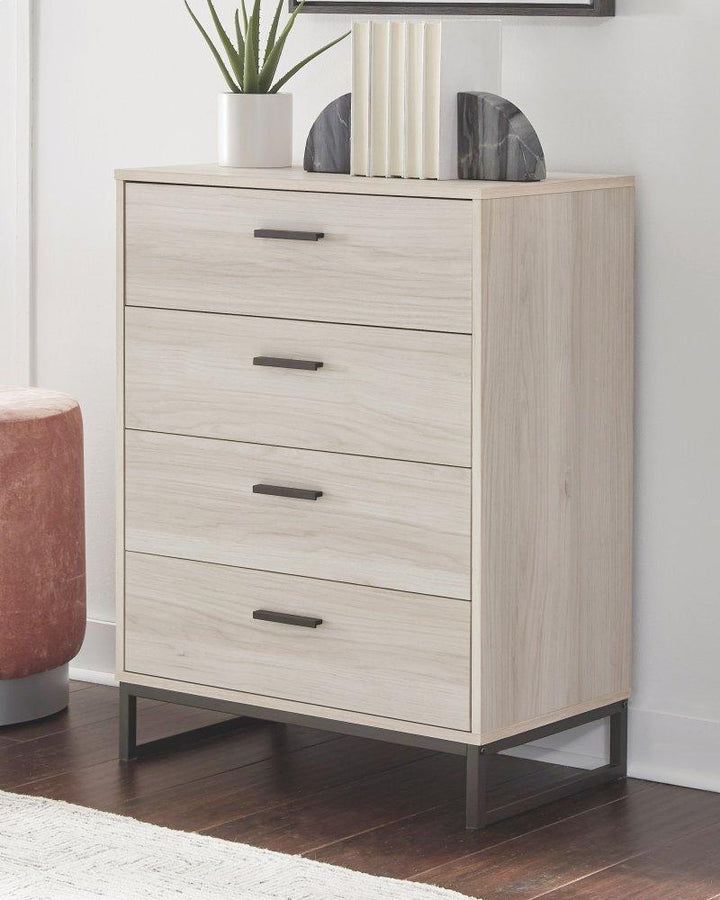 ASHLEY FURNITURE PKG009012 Queen Platform Bed With Dresser, Chest and 2 Nightstands