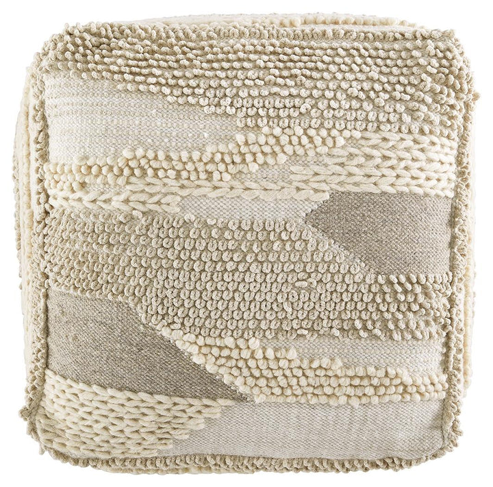 ASHLEY FURNITURE A1000589 Cartlow Pouf