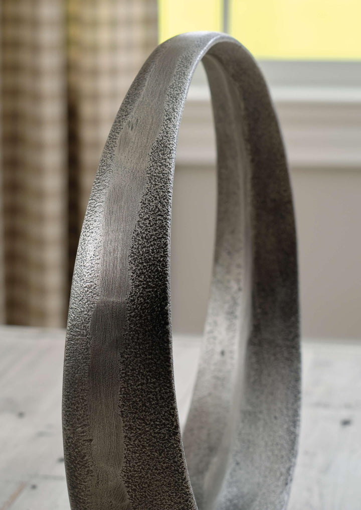 ASHLEY FURNITURE A2000501S Ryandale Sculpture