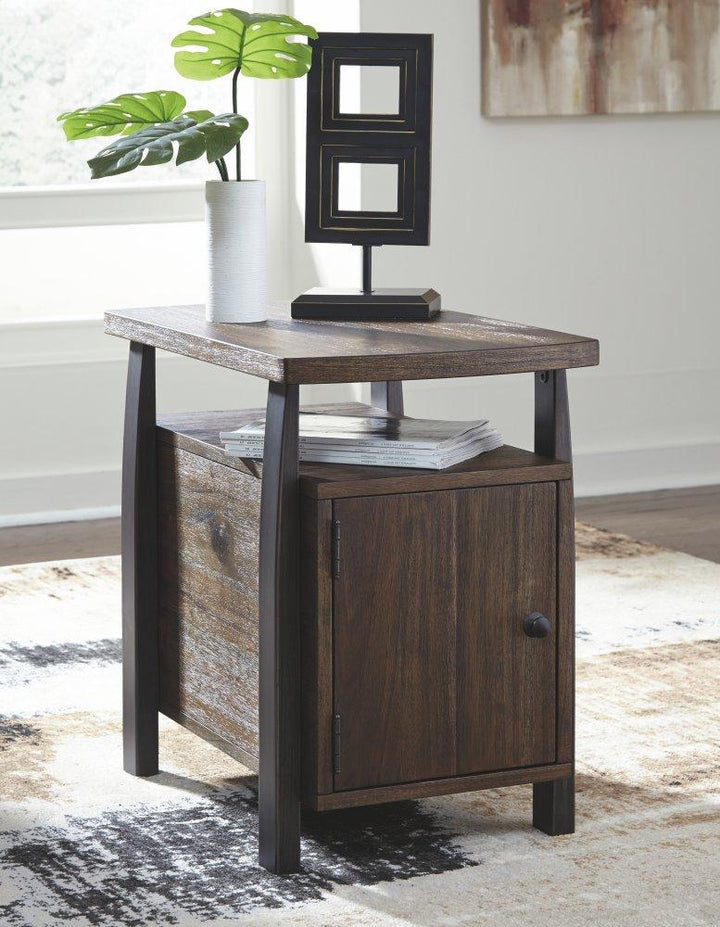 ASHLEY FURNITURE PKG008519 2 End Tables