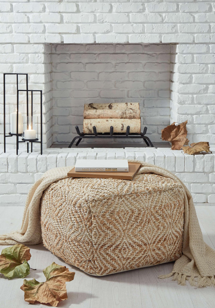 ASHLEY FURNITURE A1000590 Madan Pouf