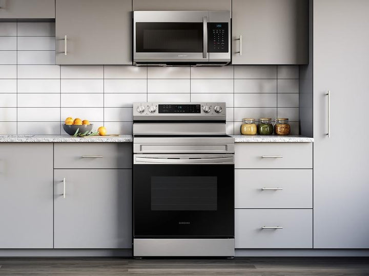 SAMSUNG NE63A6311SS 6.3 cu. ft. Smart Freestanding Electric Range with Rapid Boil TM & Self Clean in Stainless Steel