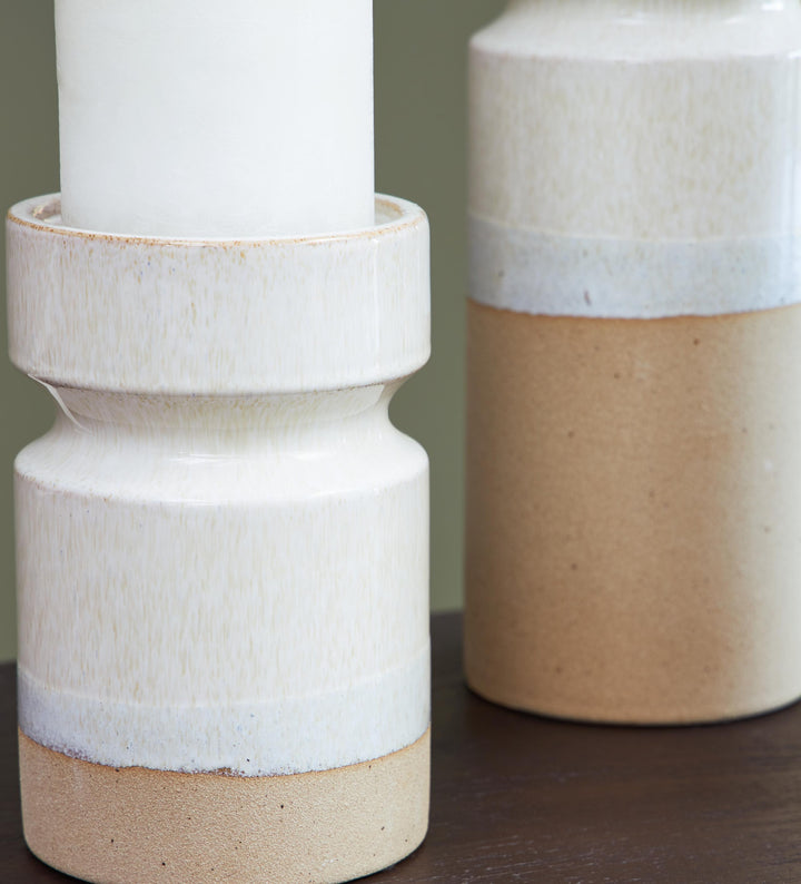 ASHLEY FURNITURE A2000583 Hurston Candle Holder set of 3