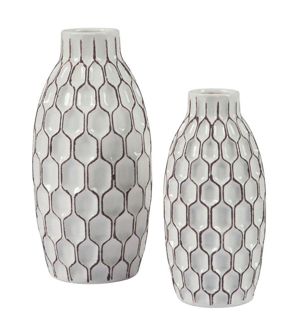 ASHLEY FURNITURE A2000329 Dionna Vase set of 2