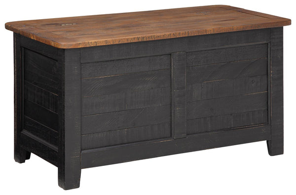 ASHLEY FURNITURE A4000320 Dashbury Storage Trunk