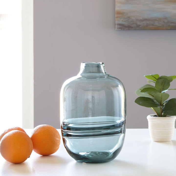 ASHLEY FURNITURE A2000540 Lemmitt Vase