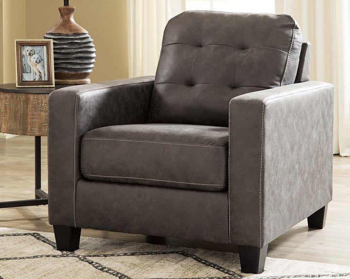 ASHLEY FURNITURE 9150120 Venaldi Chair