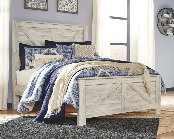 ASHLEY FURNITURE PKG004724 Queen Crossbuck Panel Bed With Mirrored Dresser