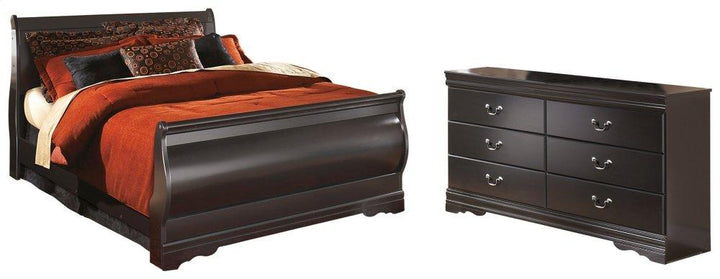 ASHLEY FURNITURE PKG002511 Queen Sleigh Headboard With Dresser