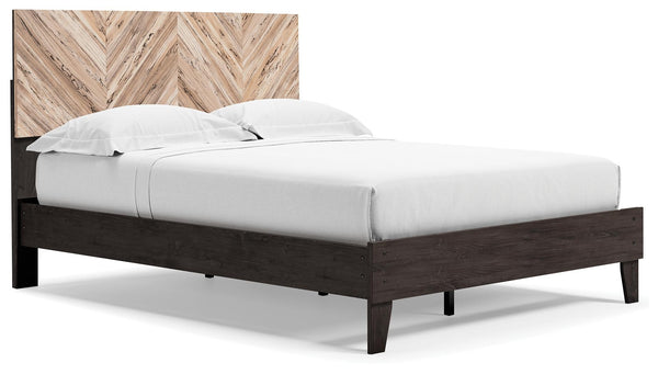 ASHLEY FURNITURE EB5514B5 Piperton Queen Panel Platform Bed