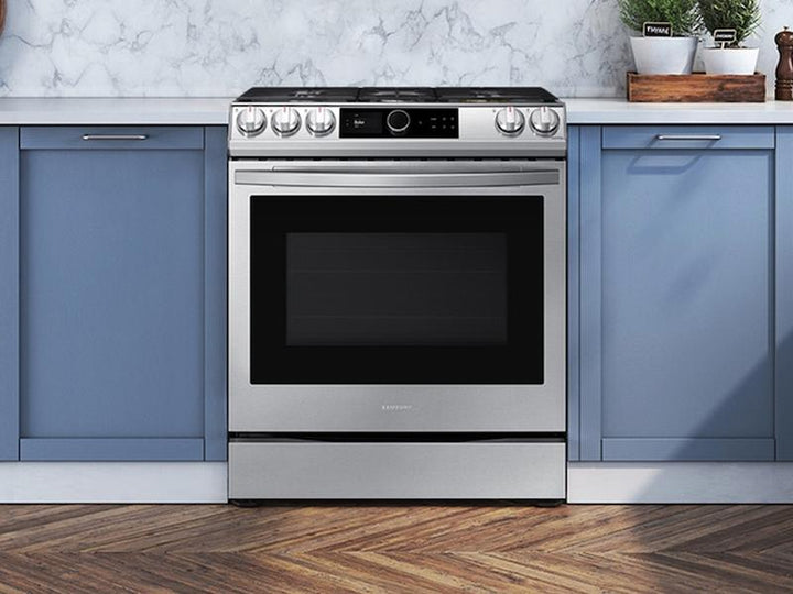 SAMSUNG NX60T8711SS 6.0 cu ft. Smart Slide-in Gas Range with Smart Dial & Air Fry in Stainless Steel