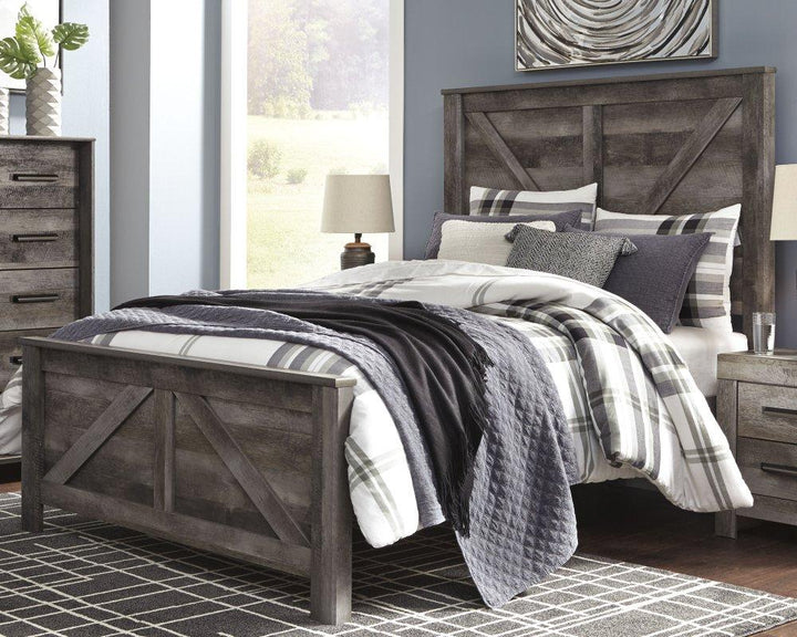 ASHLEY FURNITURE B440B9 Wynnlow Queen Crossbuck Panel Bed