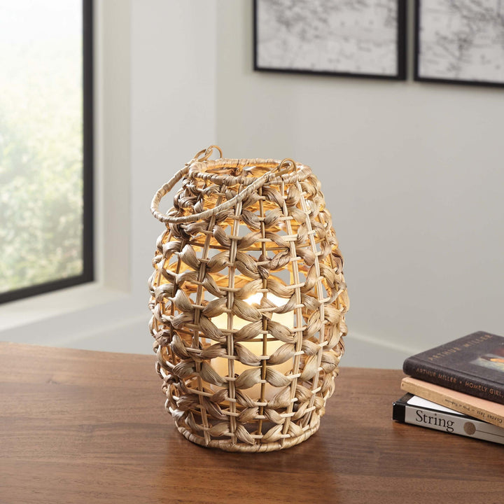 ASHLEY FURNITURE A2000478 Etta Lantern