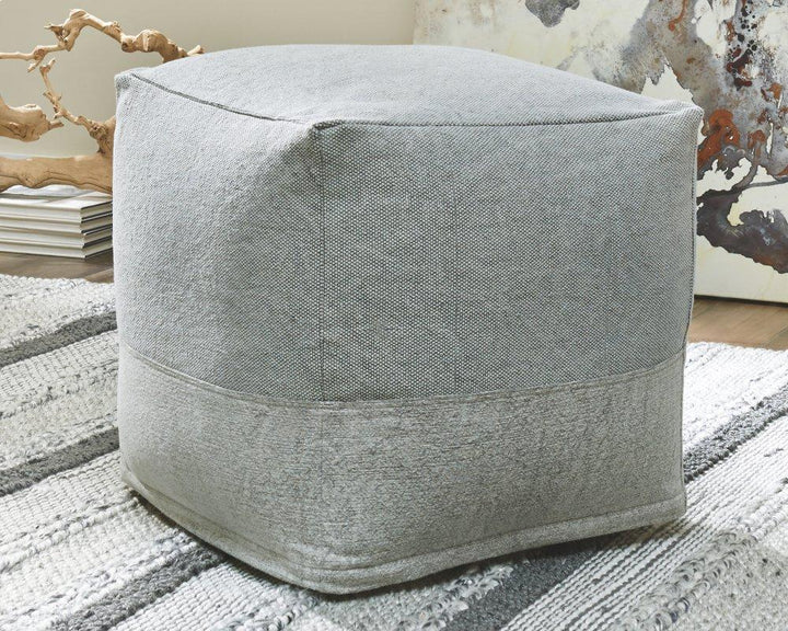 ASHLEY FURNITURE A1000530 Mabyn Pouf