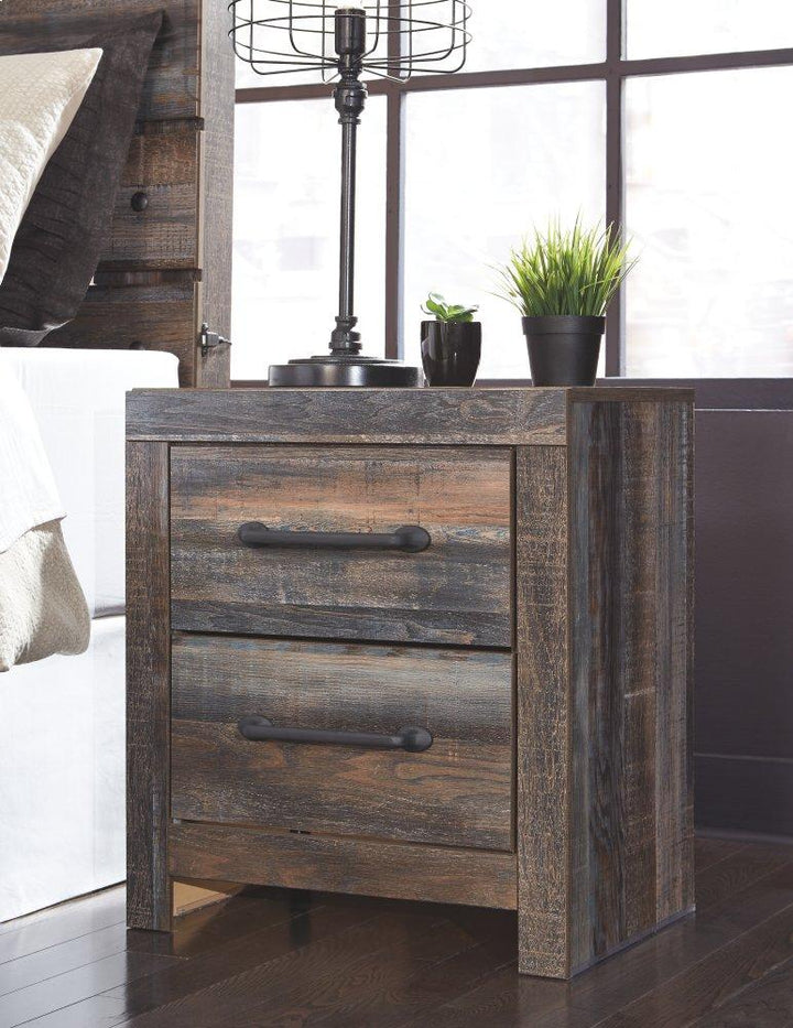 ASHLEY FURNITURE PKG003194 King Panel Bed With Mirrored Dresser and 2 Nightstands