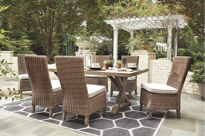 ASHLEY FURNITURE P791P1 Beachcroft Outdoor Dining Table With 6 Chairs