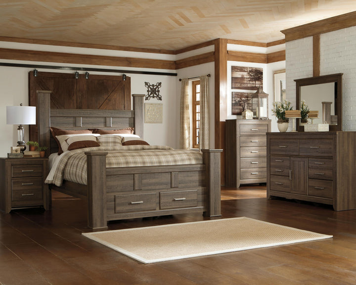 ASHLEY FURNITURE PKG004050 California King Poster Bed With Mirrored Dresser and Chest