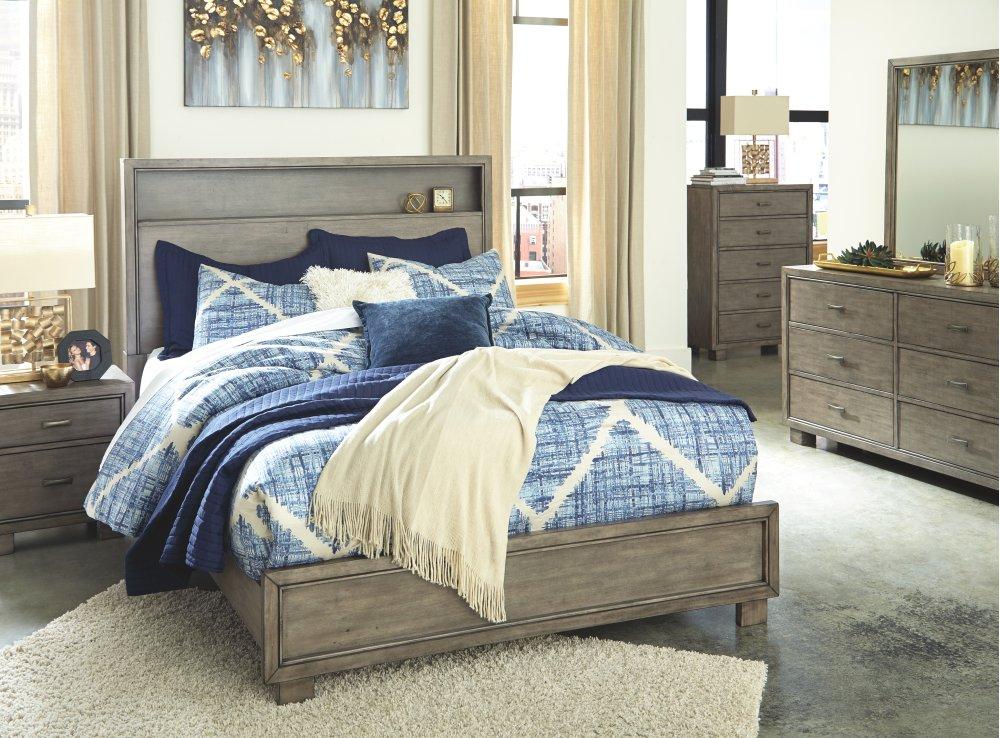 ASHLEY FURNITURE B552B1 Arnett Dresser and Mirror
