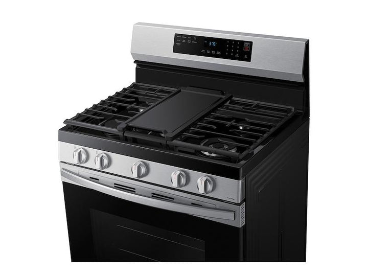 SAMSUNG NX60A6511SS 6.0 cu. ft. Smart Freestanding Gas Range with No-Preheat Air Fry & Convection in Stainless Steel