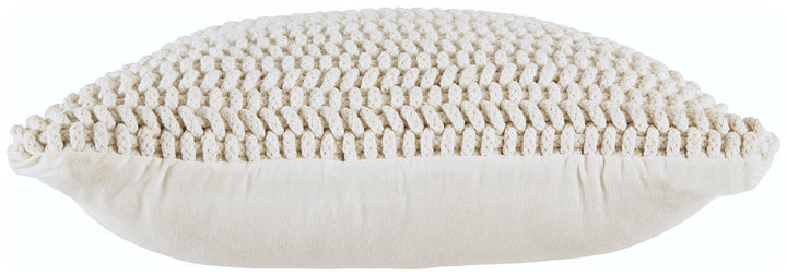 ASHLEY FURNITURE A1000476P Renemore Pillow