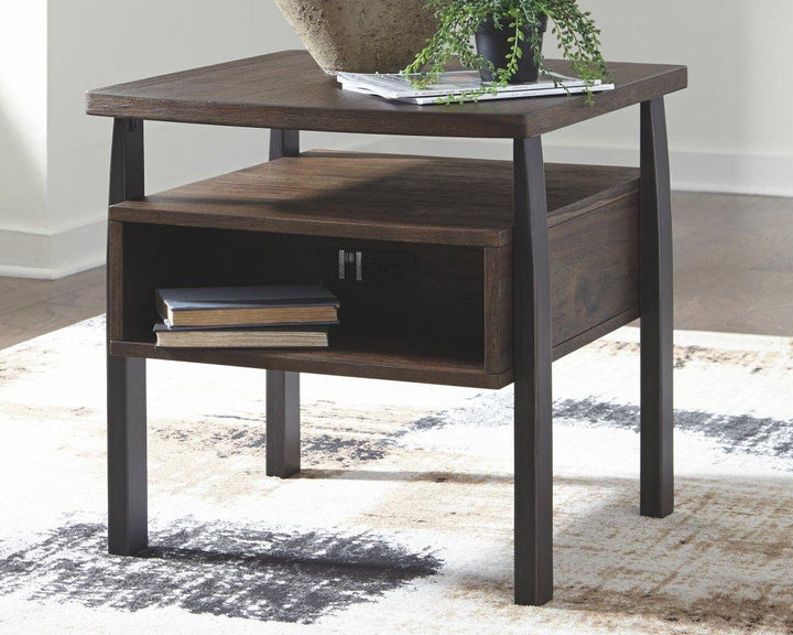 ASHLEY FURNITURE PKG007154 Coffee Table With 2 End Tables