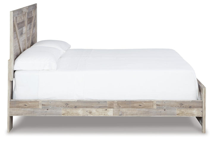 ASHLEY FURNITURE B3487B4 Hodanna King Crossbuck Panel Bed