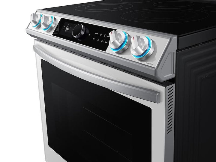 SAMSUNG NE63BB871112AA Bespoke Smart Slide-in Electric Range 6.3 cu. ft. with Smart Dial & Air Fry in White Glass