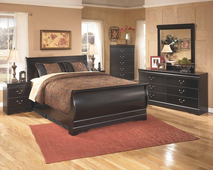 ASHLEY FURNITURE B128B4 Huey Vineyard Queen Sleigh Bed