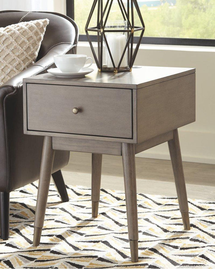 ASHLEY FURNITURE A4000298 Paulrich Accent Table