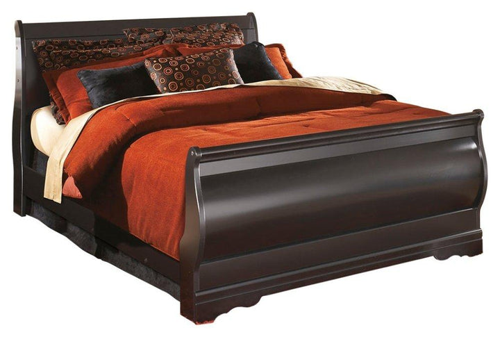 ASHLEY FURNITURE PKG014140 Full Sleigh Bed With Mirrored Dresser and Nightstand