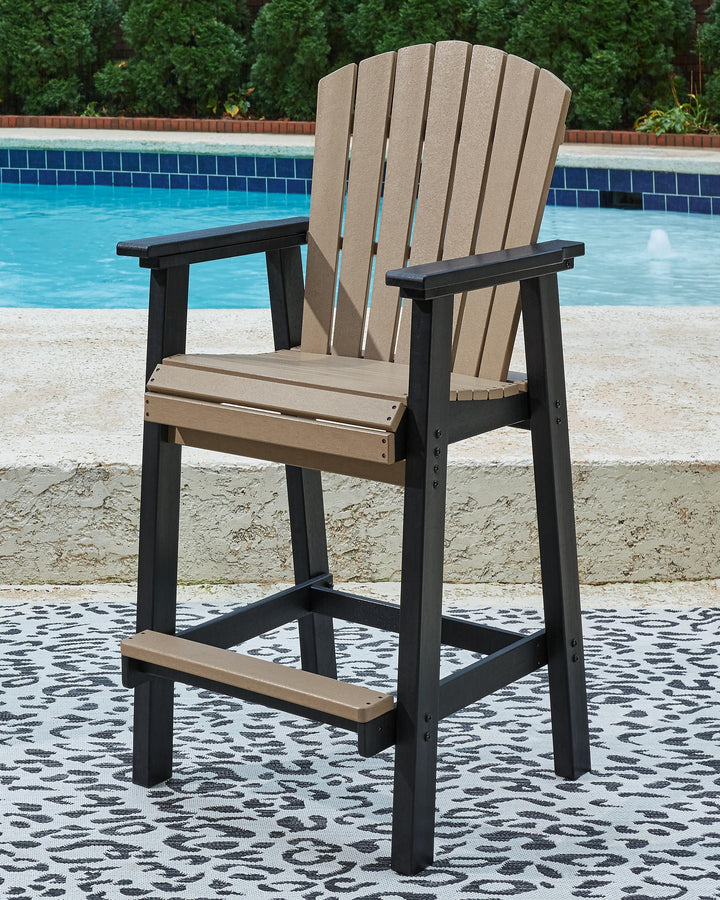 ASHLEY FURNITURE PKG009513 Outdoor Bar Table and 4 Barstools