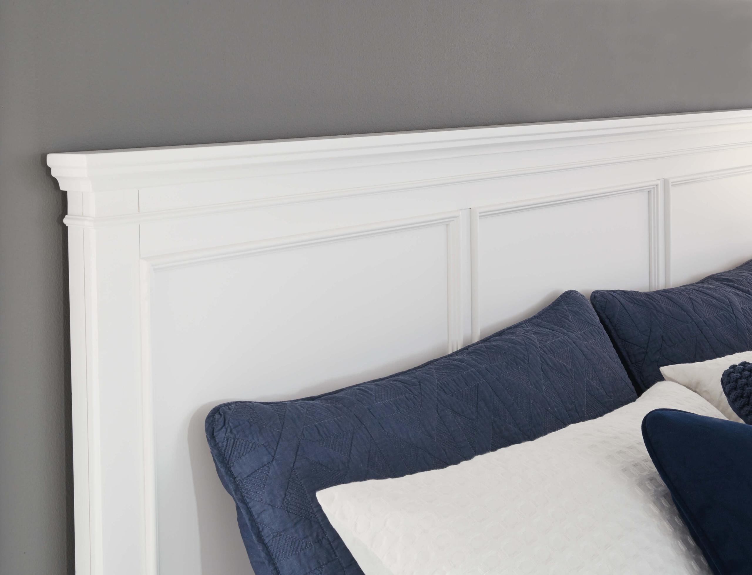 ASHLEY FURNITURE B680B4 Fortman King Panel Bed