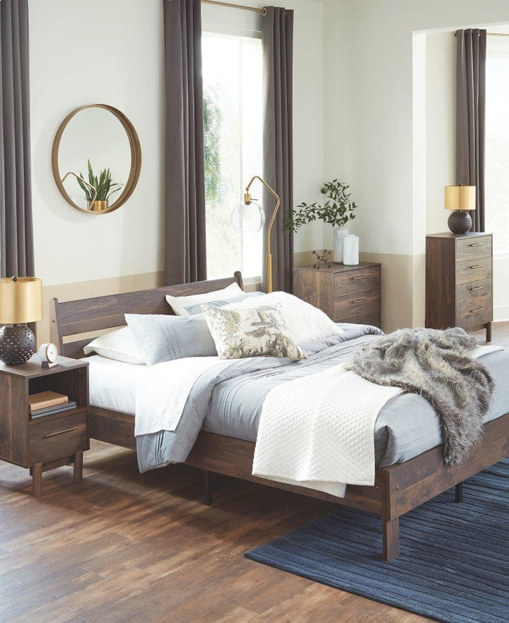 ASHLEY FURNITURE EB3660B1 Calverson Queen Panel Platform Bed