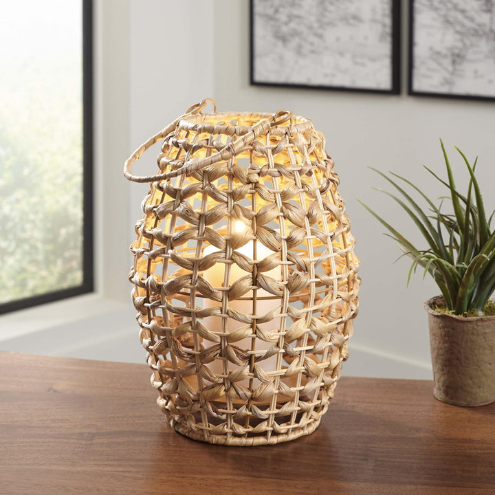 ASHLEY FURNITURE A2000479 Etta Lantern