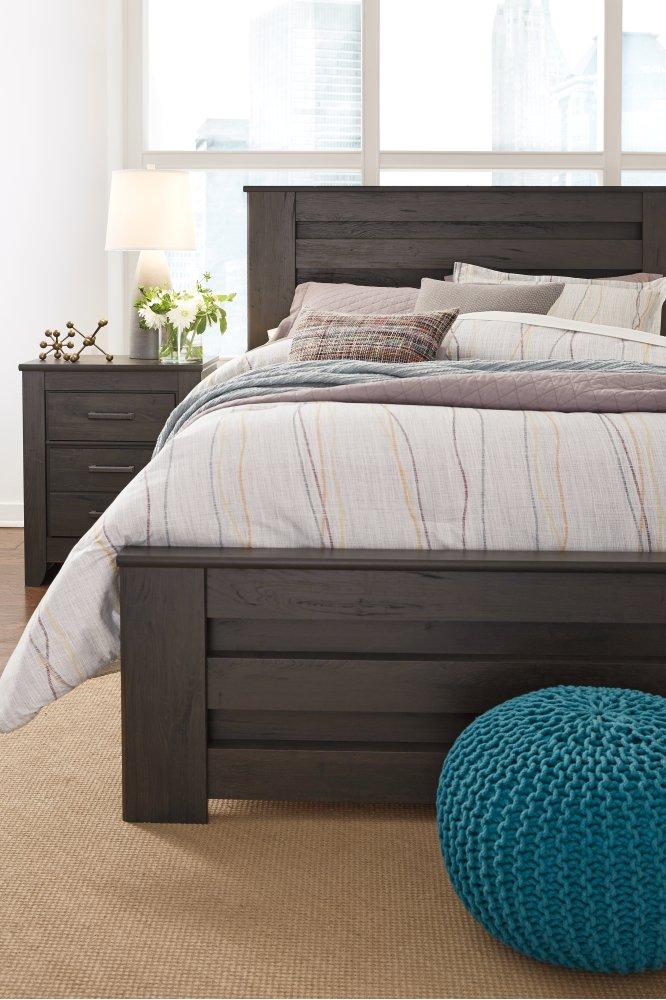 ASHLEY FURNITURE PKG004005 Queen Panel Bed With Dresser