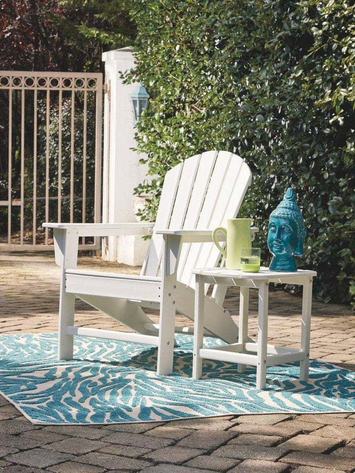 ASHLEY FURNITURE PKG008187 Outdoor Chair With End Table