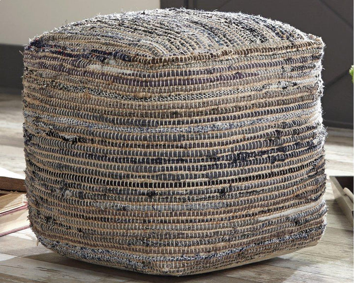 ASHLEY FURNITURE A1000550 Absalom Pouf