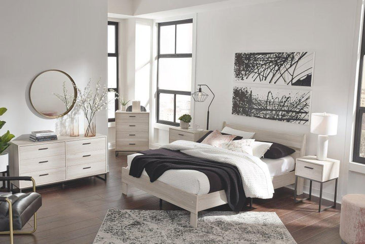ASHLEY FURNITURE EB1864B1 Socalle Queen Panel Platform Bed