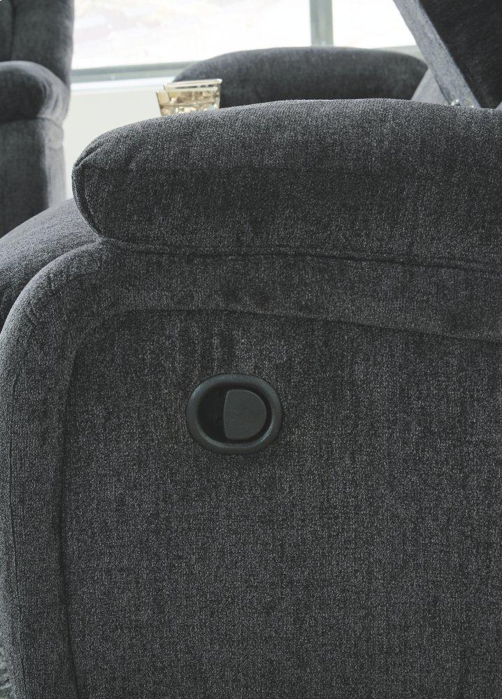 ASHLEY FURNITURE 7650425 Draycoll Recliner