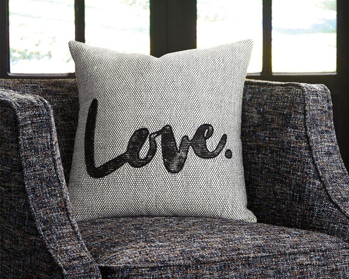 ASHLEY FURNITURE A1000819 Mattia Pillow set of 4