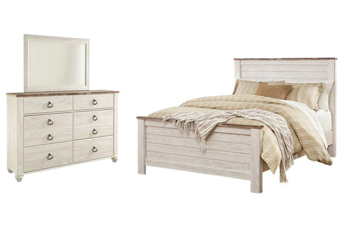 ASHLEY FURNITURE PKG004331 Queen Panel Bed With Mirrored Dresser