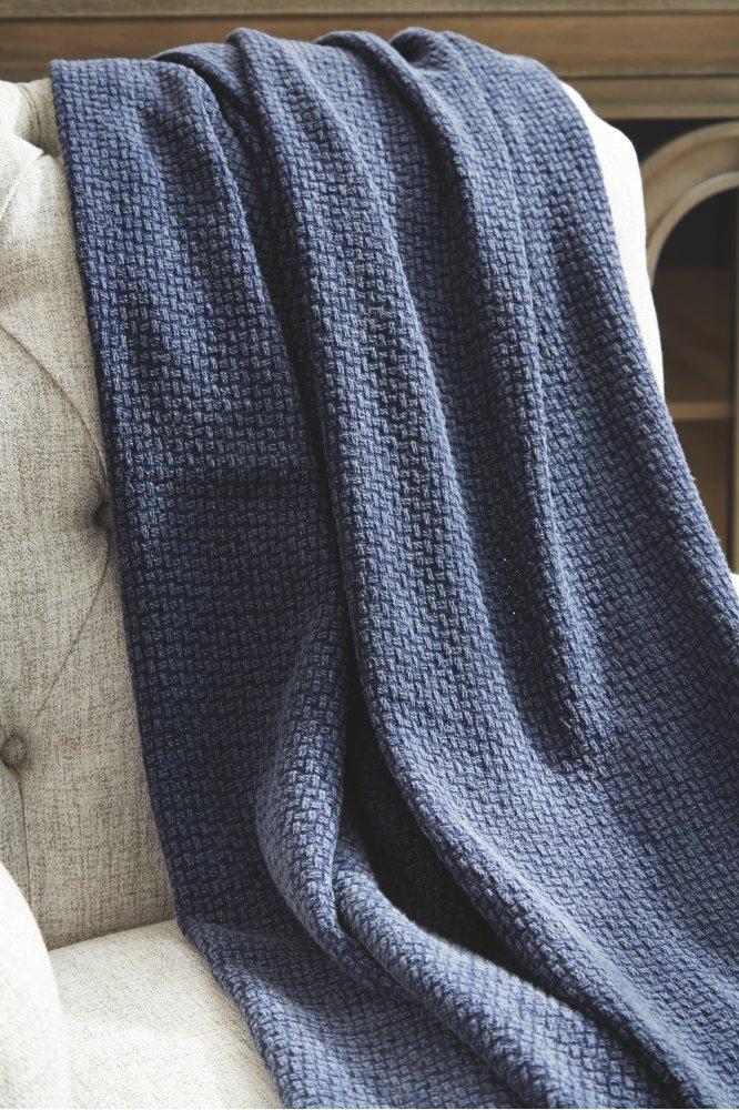 ASHLEY FURNITURE A1000740 Yasmin Throw set of 3
